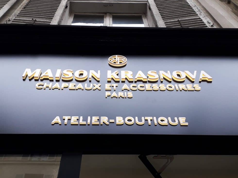 Enseignes et lettres - Au Bon Signe Parisien